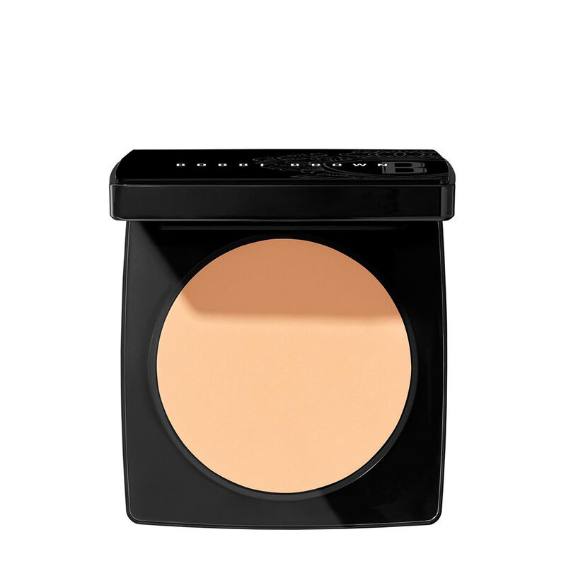 Bobbi Brown Sheer Finish Pressed Powder image number 4